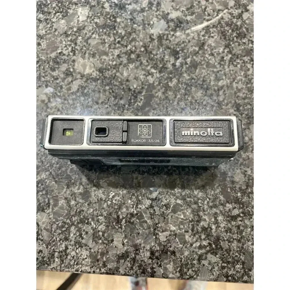 Vintage Minolta Pocket Autopak 70 110 Film Camera